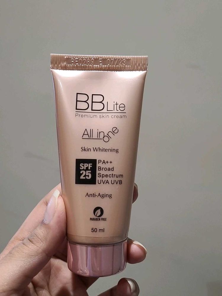 BB Lite Premium Skin Cream