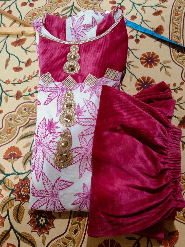 Suit With Corduray Pants