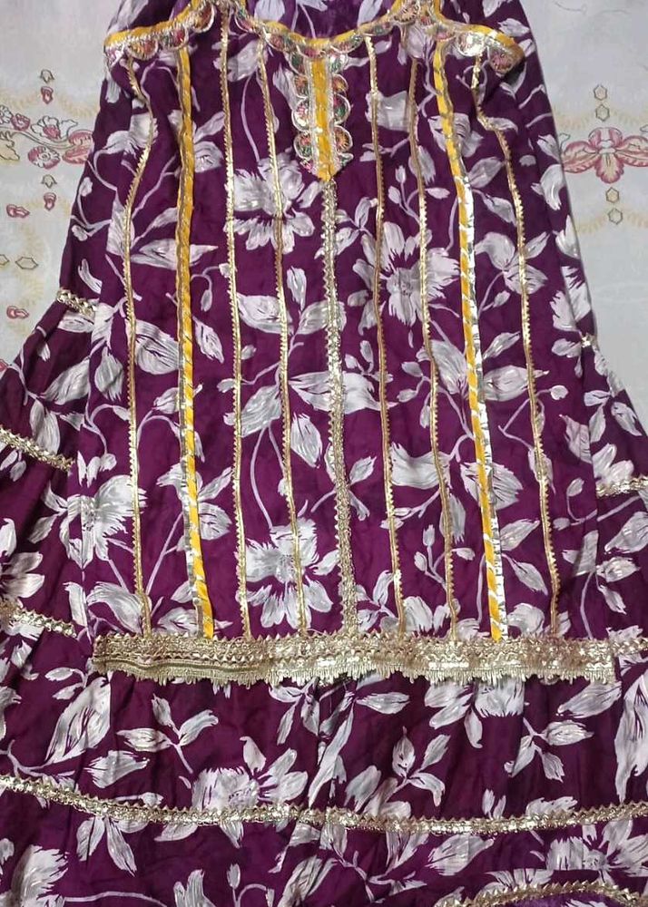 Elegant Floral Kurta Set