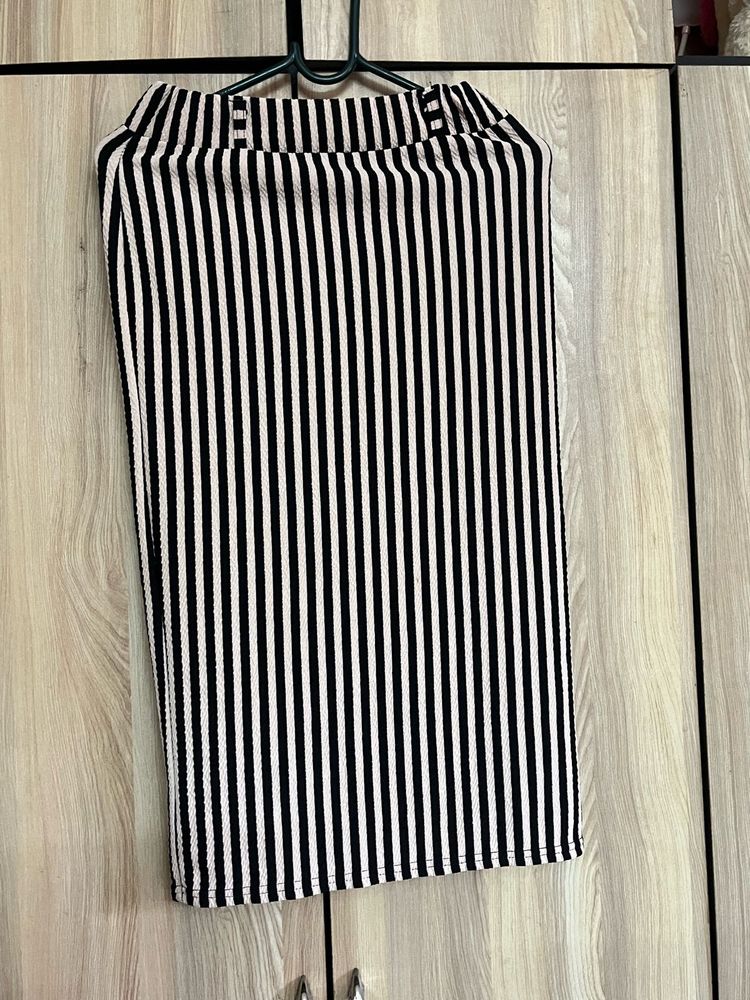 Striped Pencil Skirt (Beige And Black)
