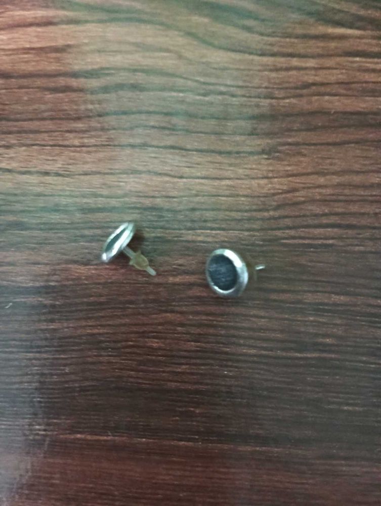 Earings