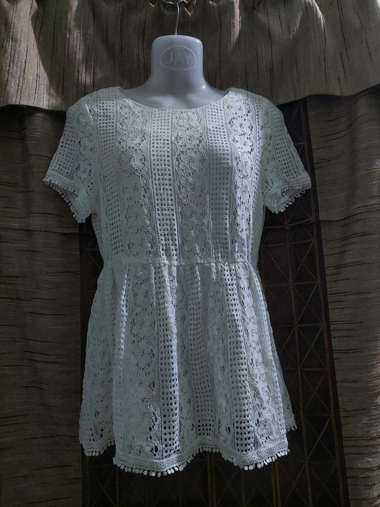 Elegant White Lace Top
