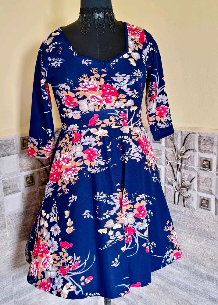 Size M/L 🎁Buy 2 Get 1 Free 🎁Floral Dress