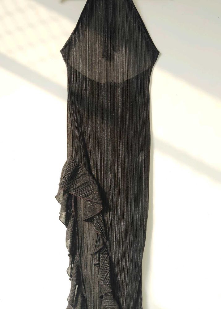 Chic Black Ruffle Detail Dress