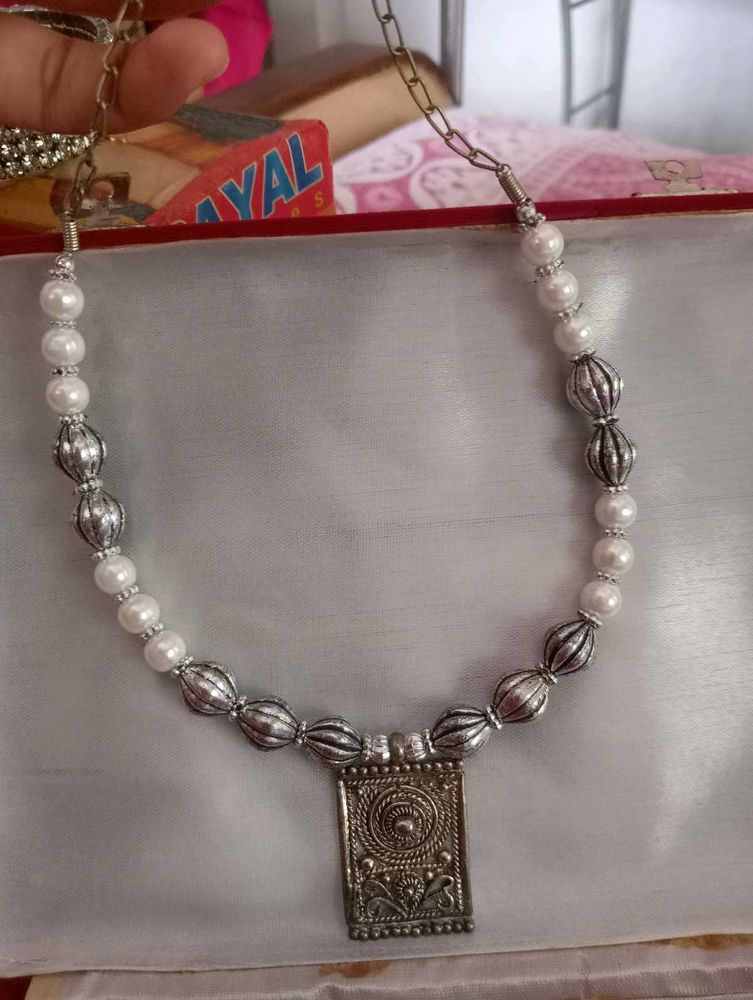 90s Antique Pearl &amp; Silver Pendant Necklace
