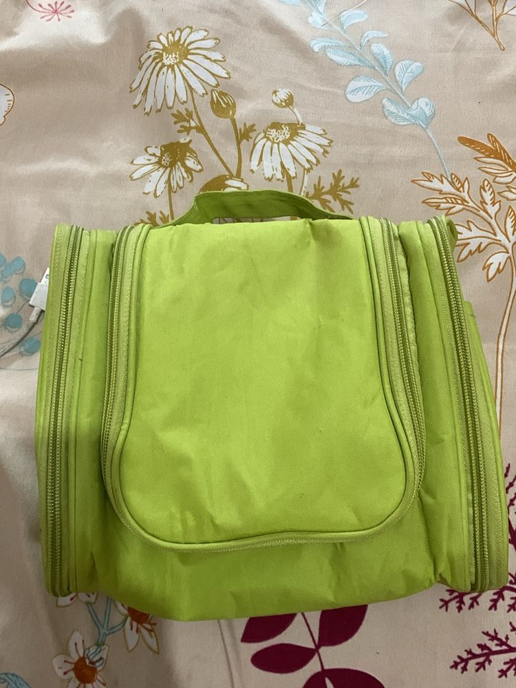Green Makeup Toiletry Bag