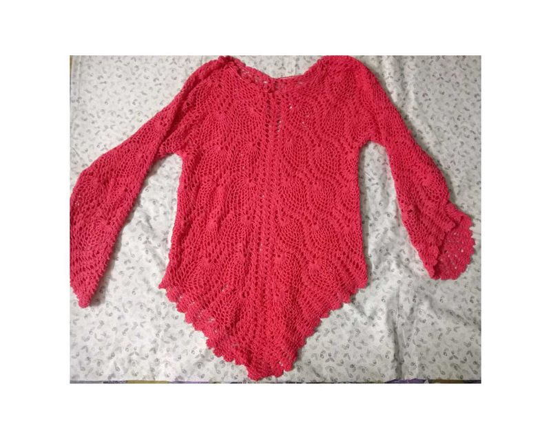 CROCHET TOP