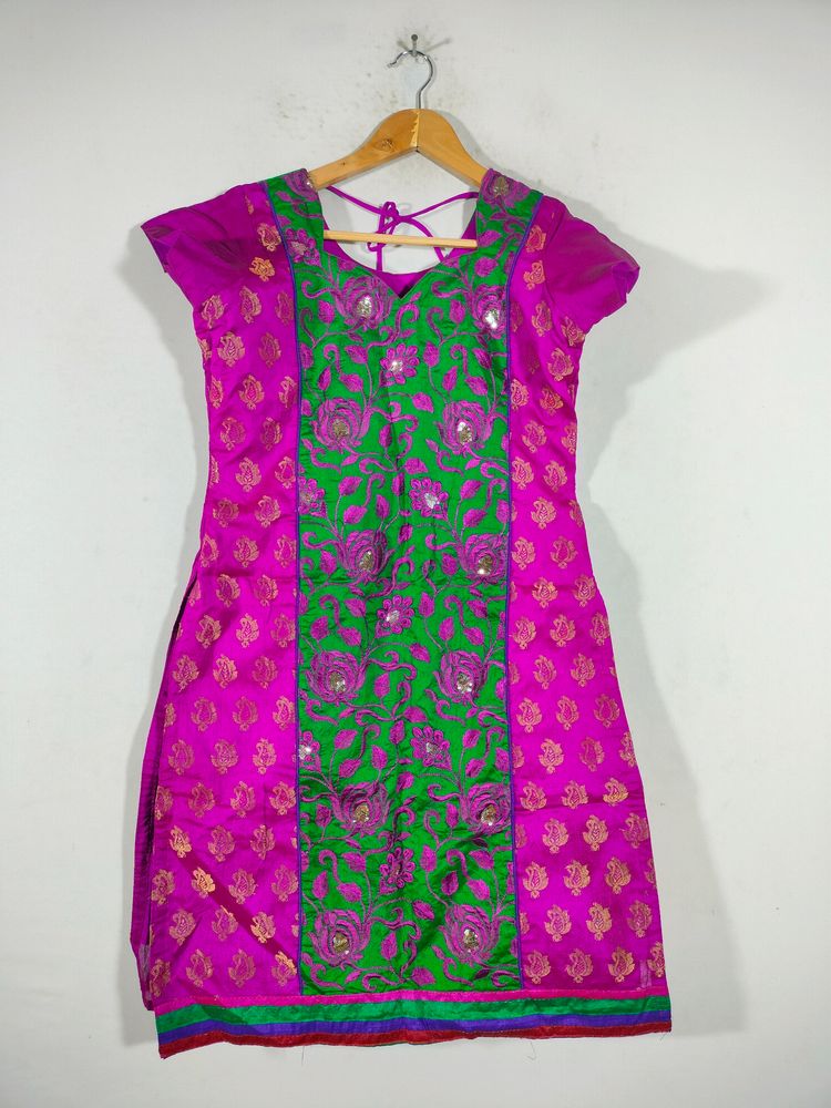 Pink And Green Kurti (Women&#39;s)