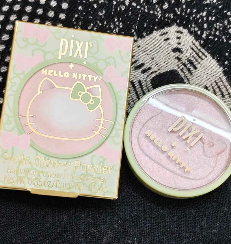 Pixi + Hello Kitty Glowy Powder (Sweet Glow)