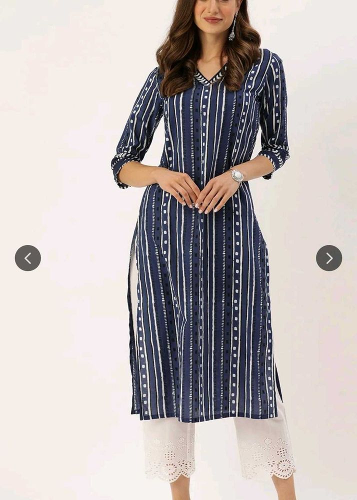 Striped Kurta by Libas