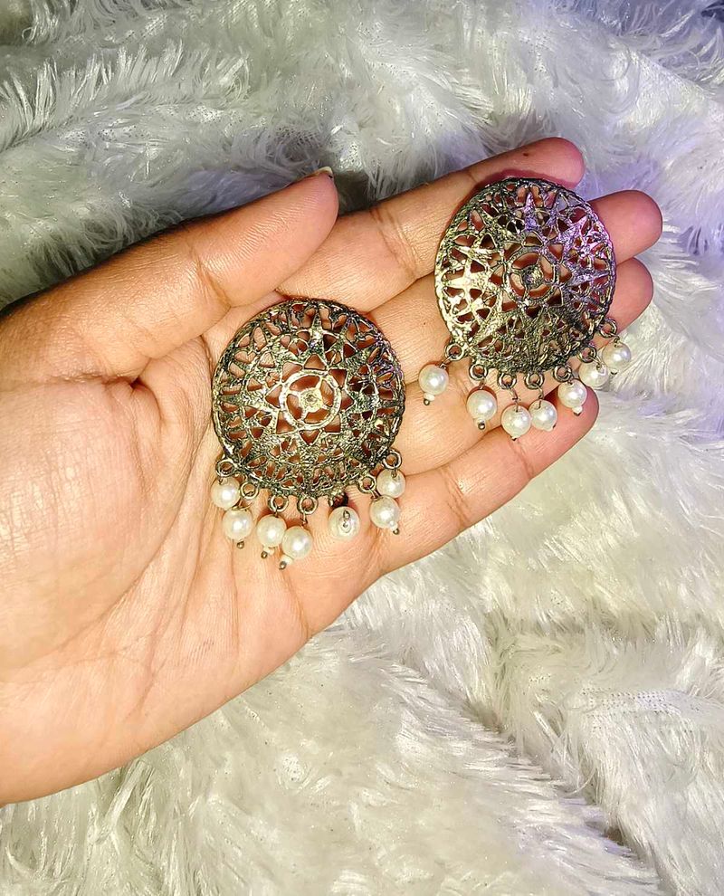 Pearl Drop Earrings