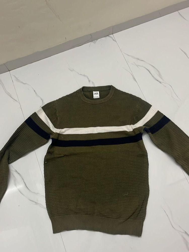 Zara Sweatshirt