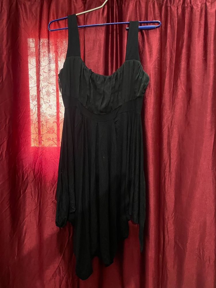 Black MIDI Dress 🖤