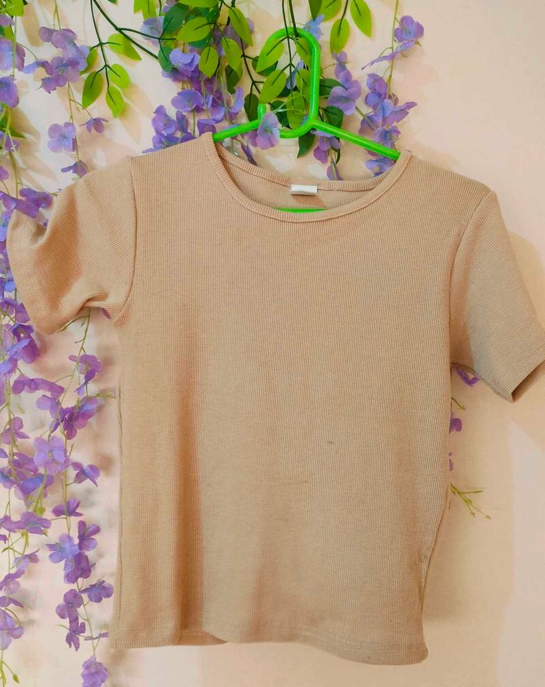 get freebies with  Beige Short Sleeve Top