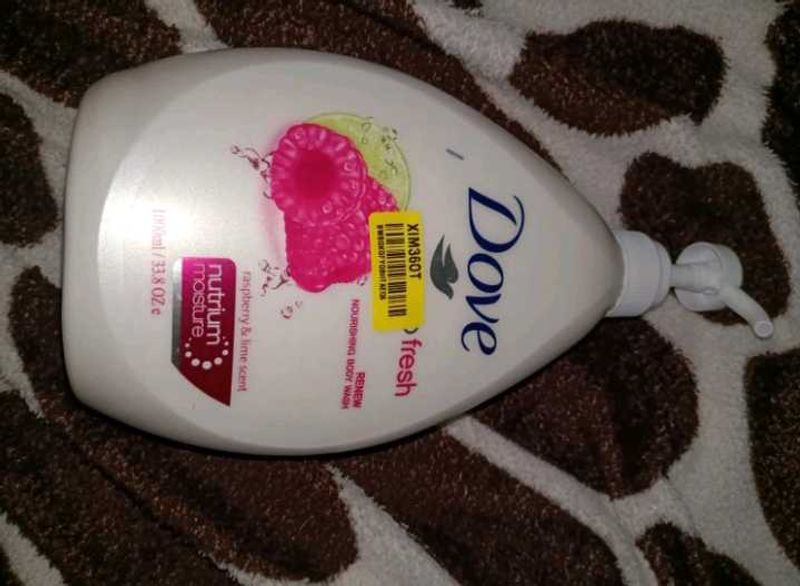 Dove Body Wash - Refreshing!