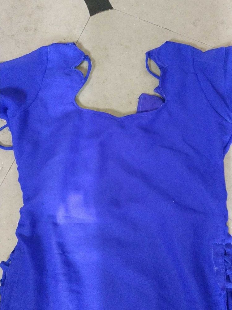 blue side tassels kurthi..