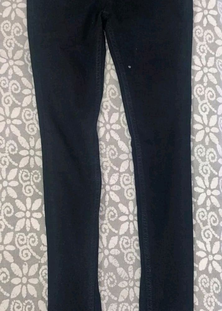 Skinny Fit Jeans For Women