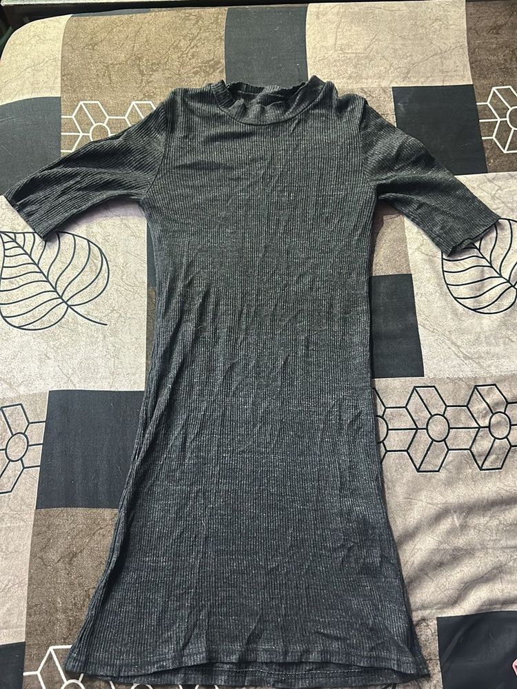 Gray Ribbed Knit Midi Dress