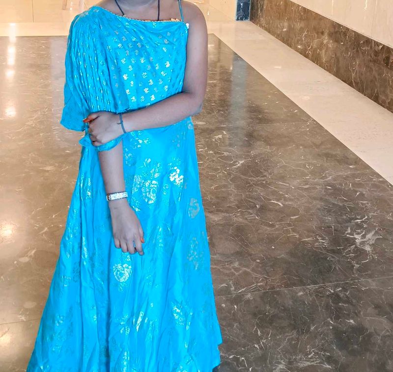 Off Sholder Gown