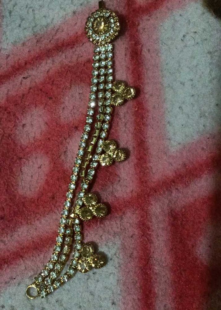 Earrings With Sahara