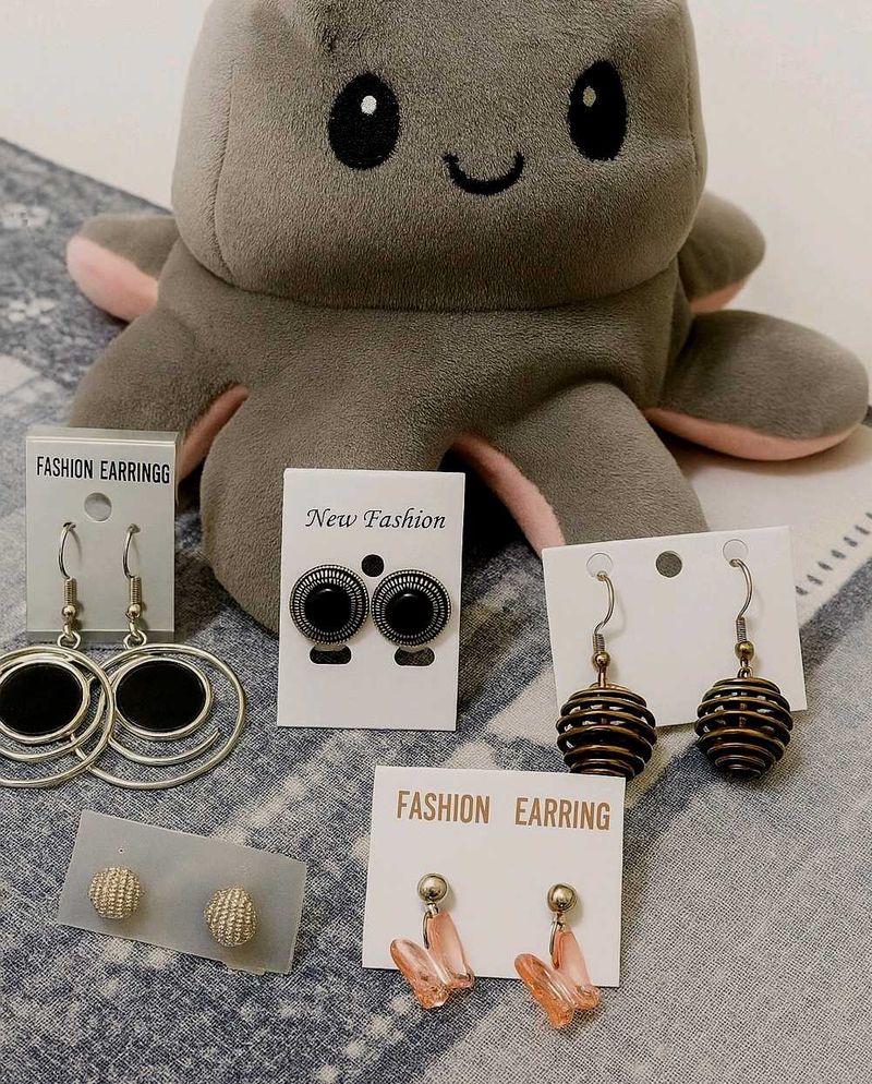 Assorted Earrings - 5 Pairs