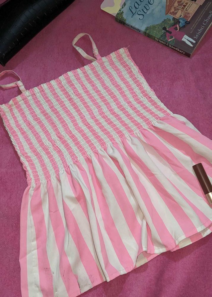 White Striped Smoked Top🤍💕
