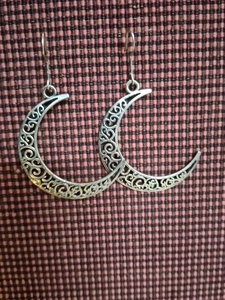 Silver Crescent Moon Dangle Earrings
