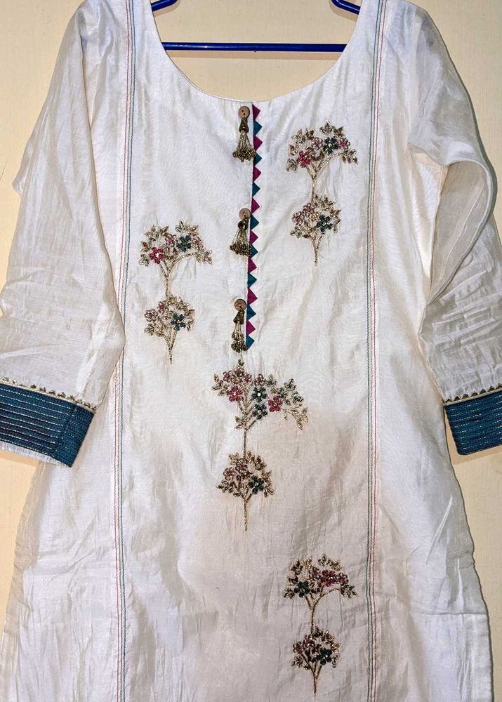 Beautiful Ethnic Embroidered Kurti