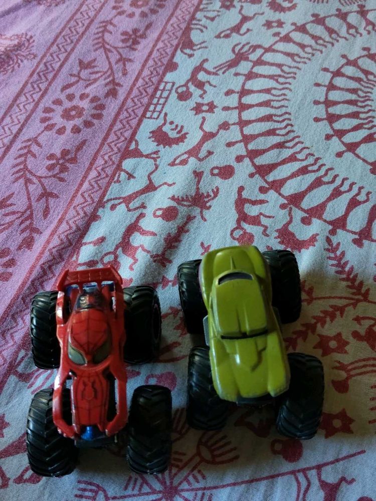 Monster Trucks