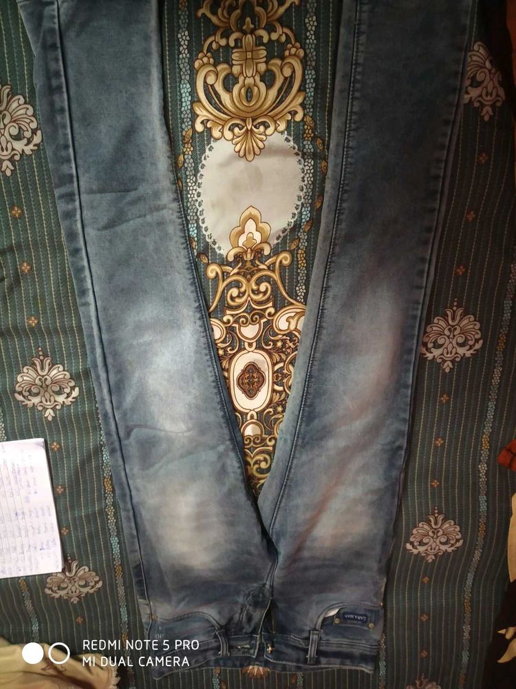 Stylish Blue Denim Jeans