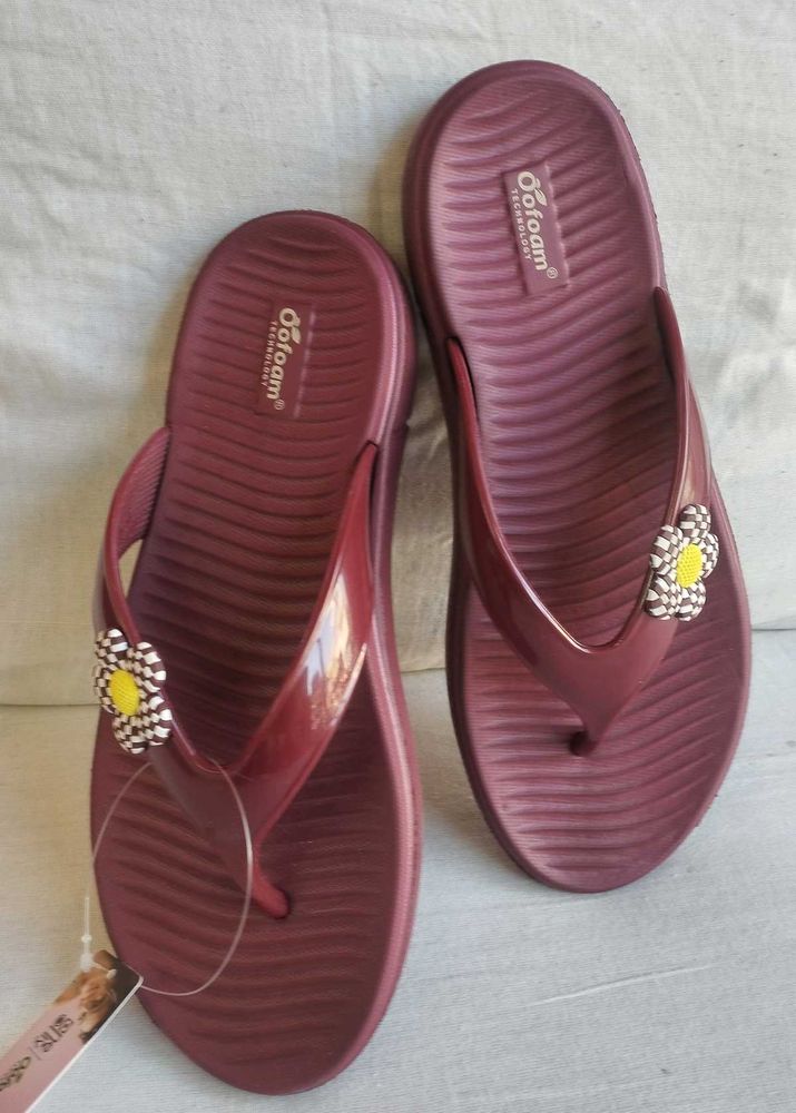 OOFOAM LADIES DAILY USE SLIPPER