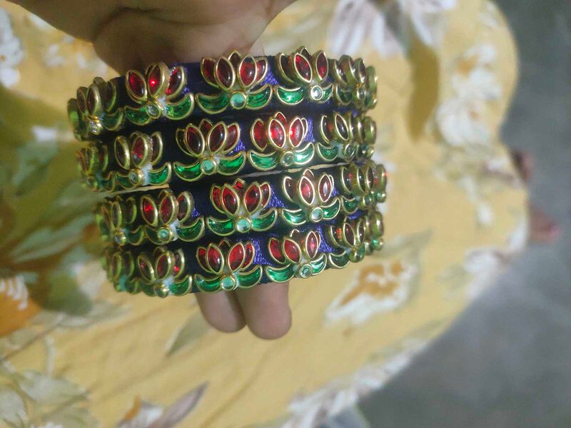 silk thread kundan Bangles