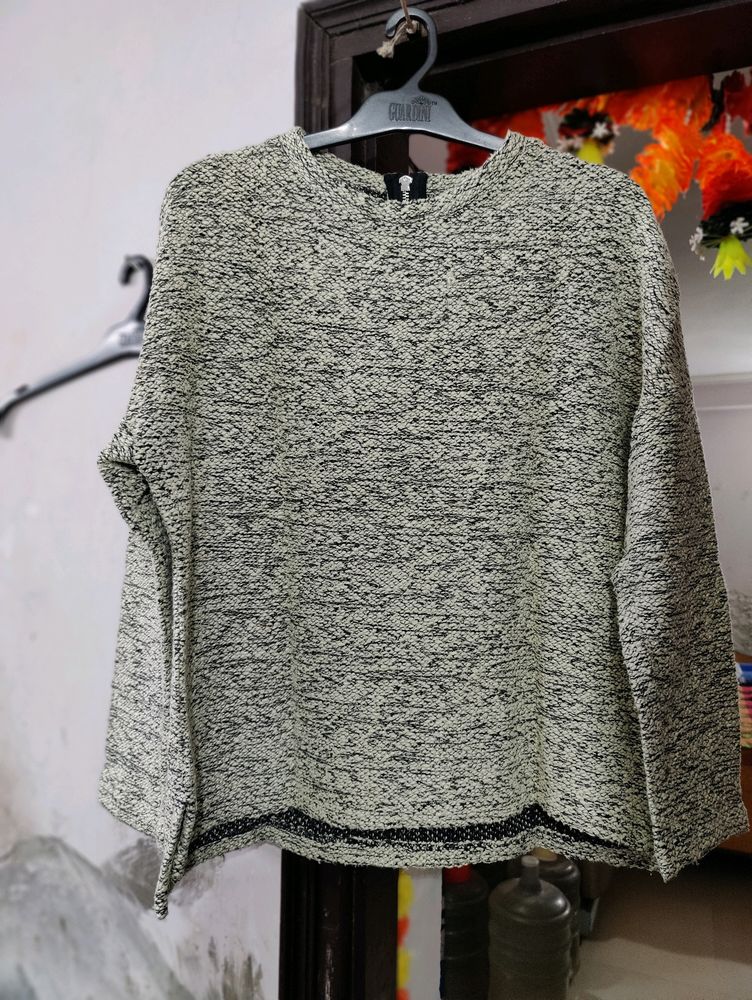 Woolen Loose Pattern Sweater For Women