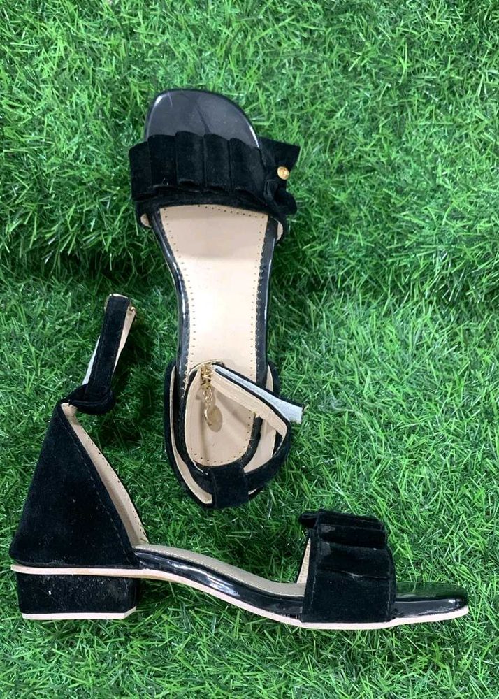 Black Velvet Sandal For Girls 5-6 YEARS