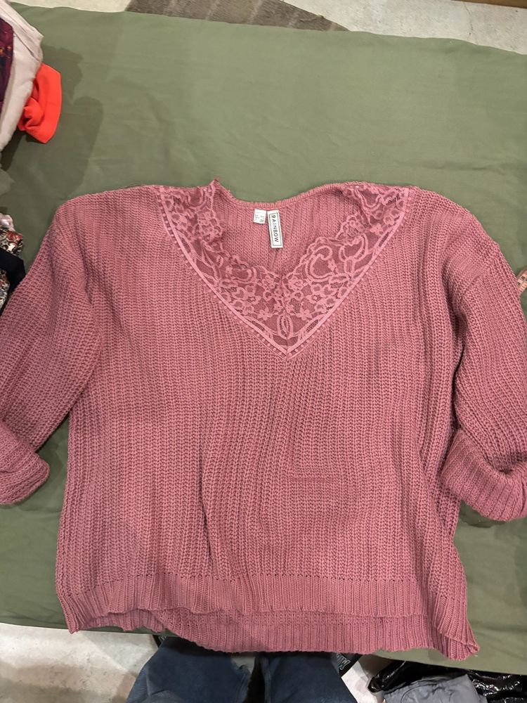 pink pullover