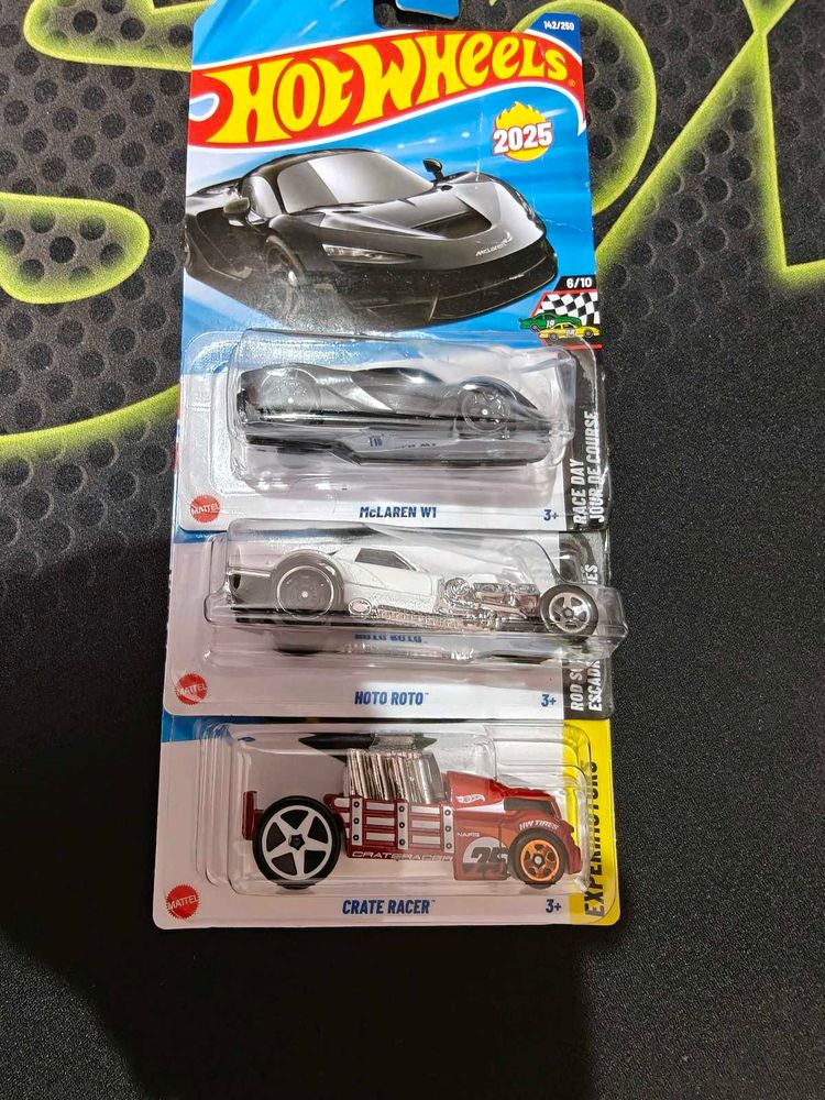 Hot Wheels Combo - 3 Pack