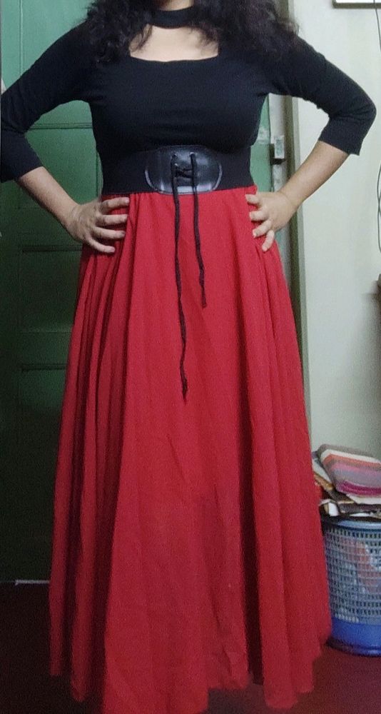 Red Jab we met style skirt