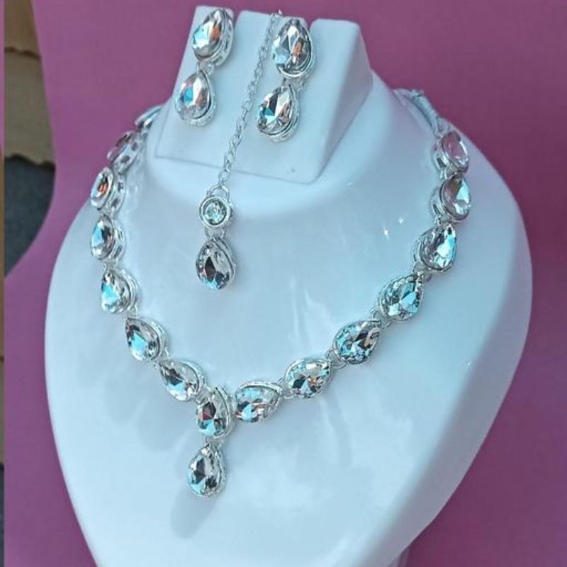 Elegant Jewelry Set
