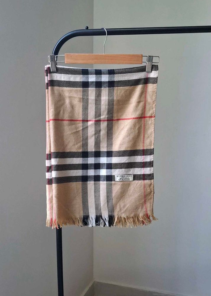 Burberry 100%Cashmere Scarf