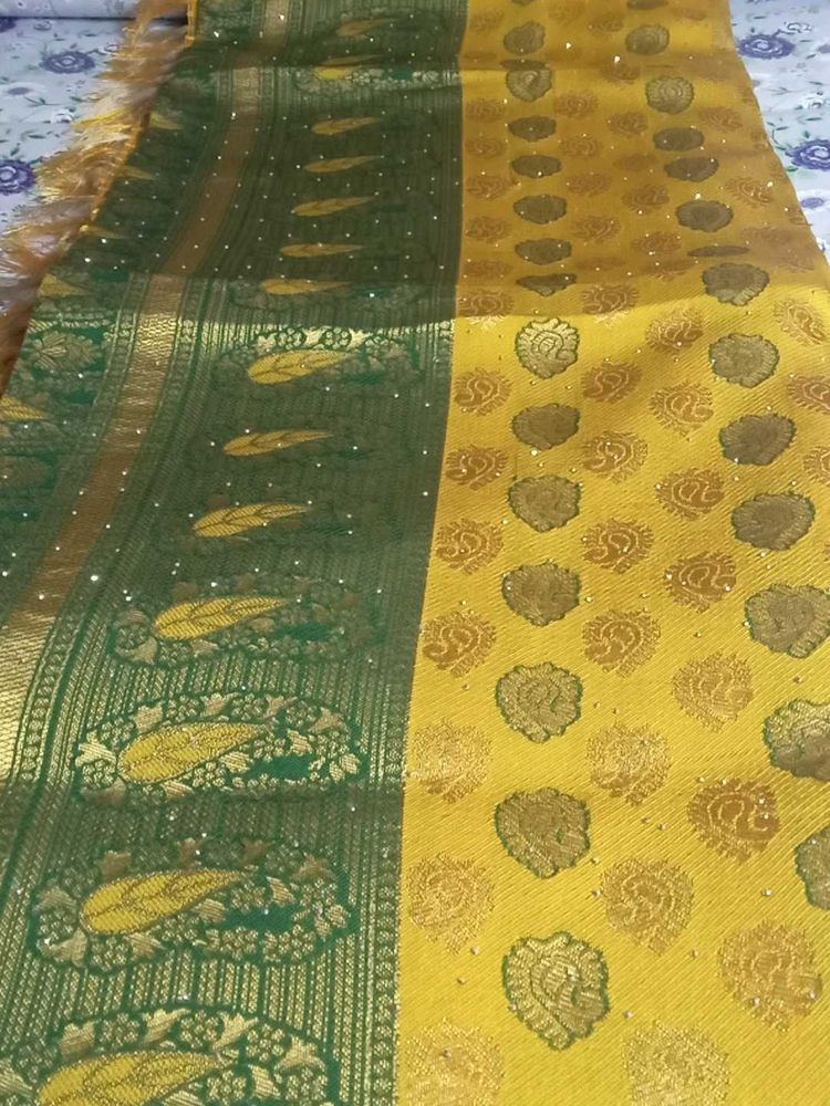 Elegant Green &amp; Gold Saree