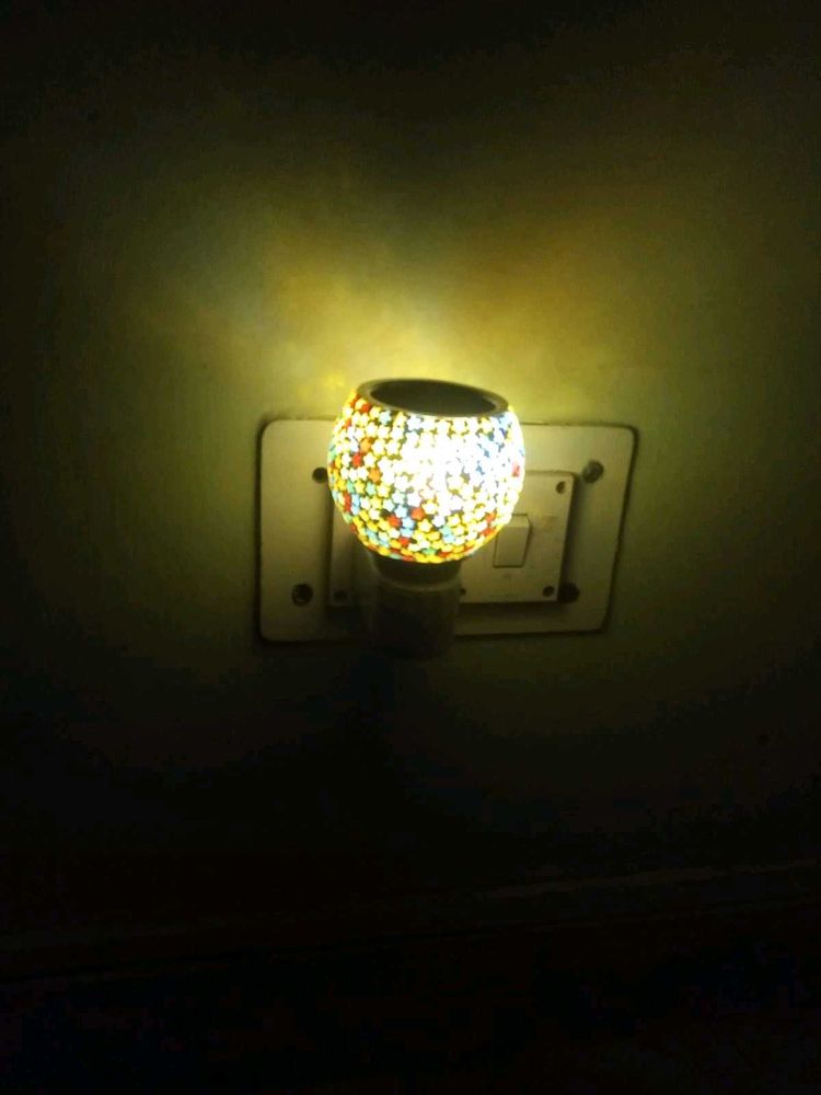 Ceramic Kapoor Dani