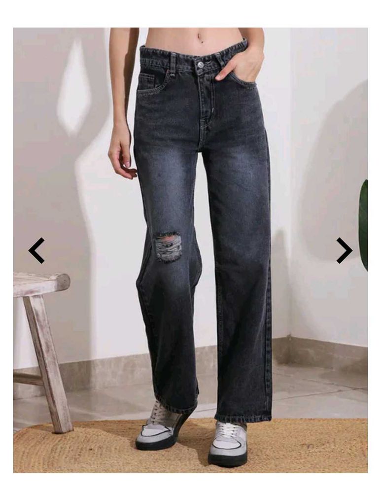 Distressed Wide Leg Jeans