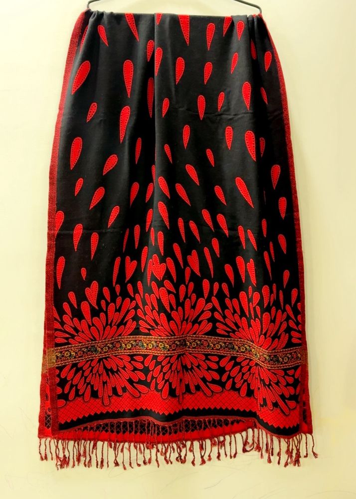 Women Black &amp; Red Colour Shawl