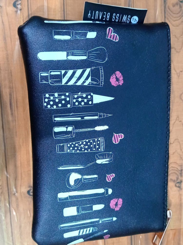 Swiss Beauty Black Cosmetic Pouch Brand New