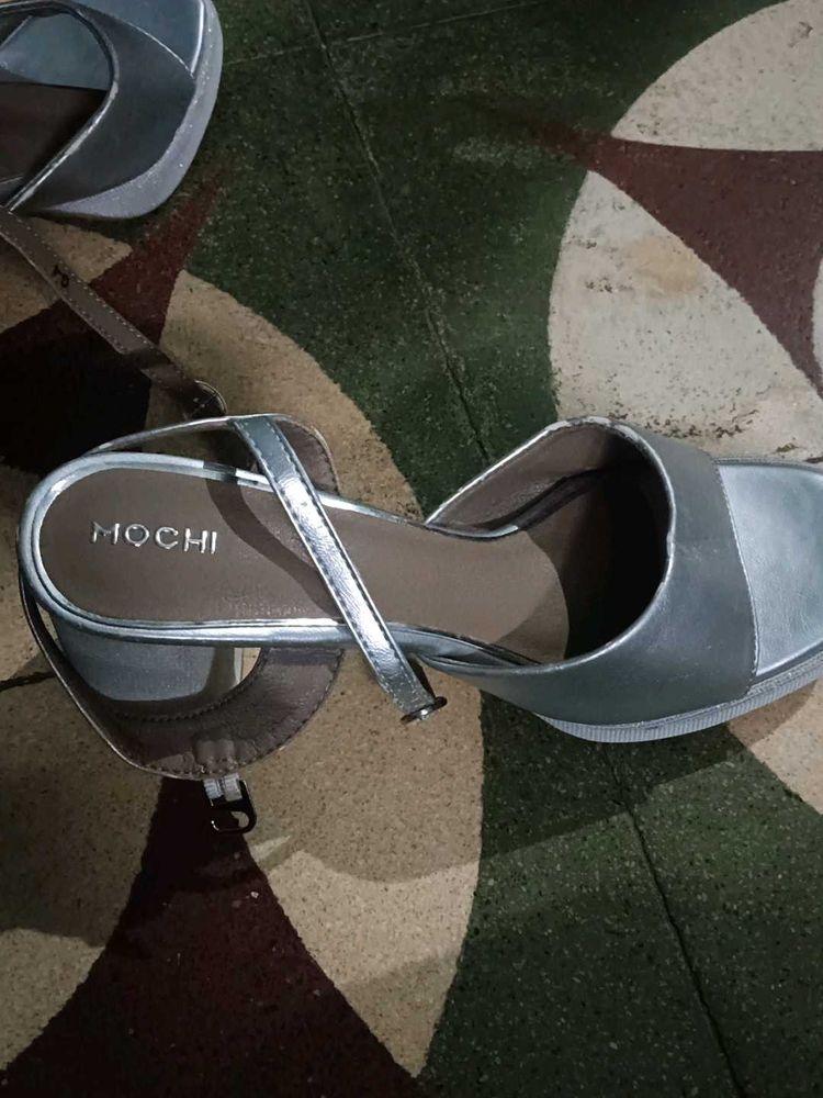 Mochi Silver Ankle Strap Flats