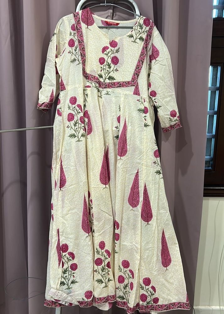 Cream Floral Print Kurta