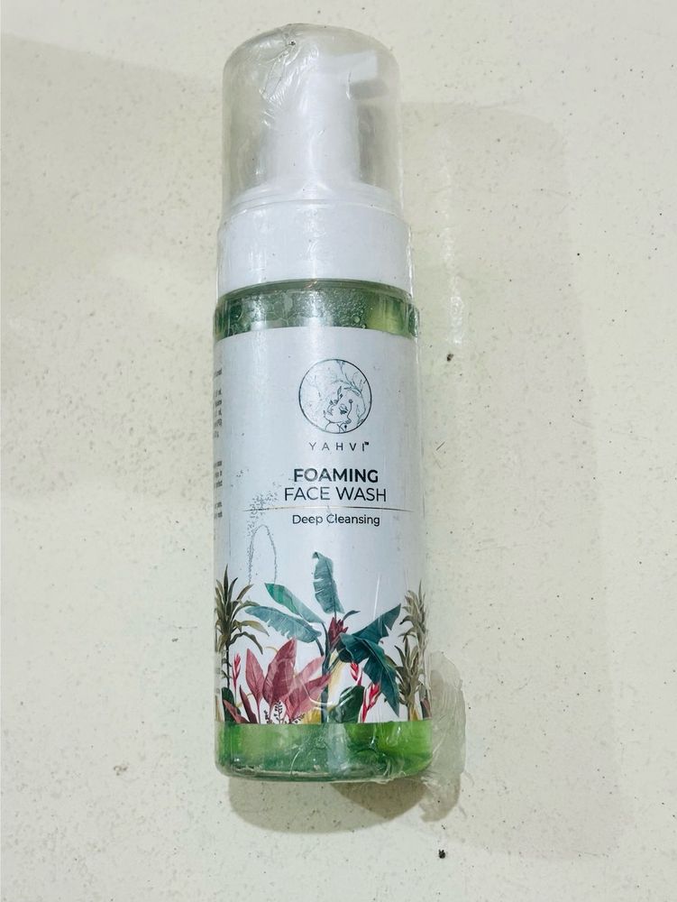 Yahvi Foaming Face Wash