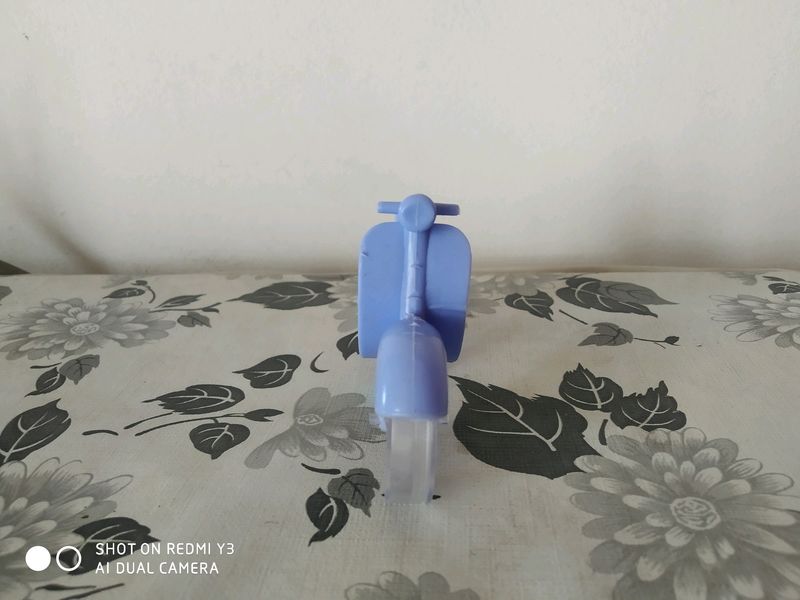 small Toy Fun SKOOTY