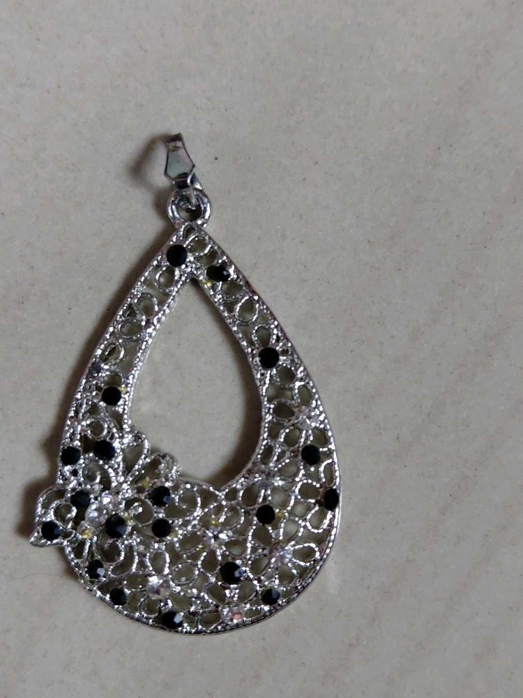 Silver Tone Pendant