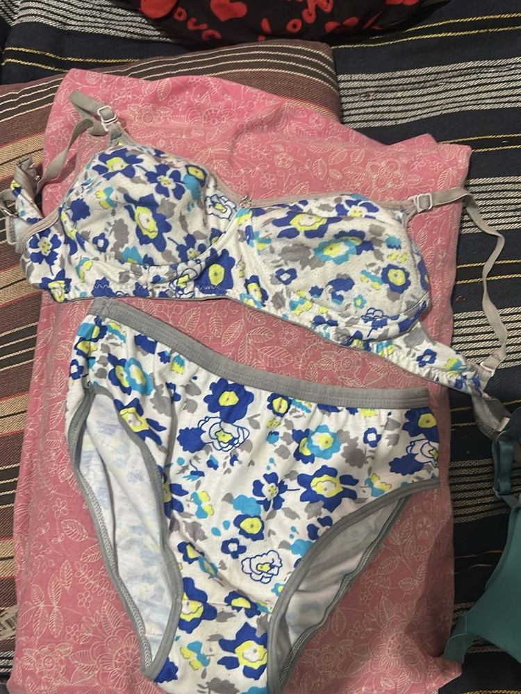 Floral Bra &amp; Panty Set